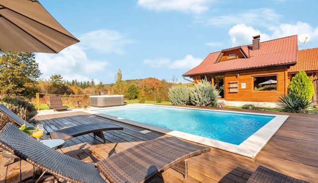 Lovely home in Gospic