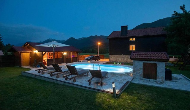 Lovely home in Gospic