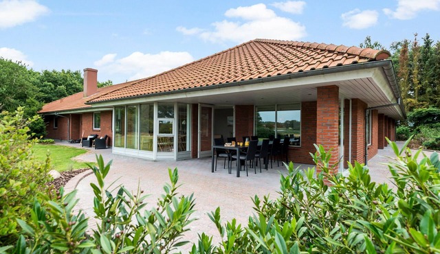 Lovely home in Grindsted with lake view