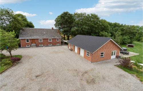 Lovely Home In Grindsted With Wifi