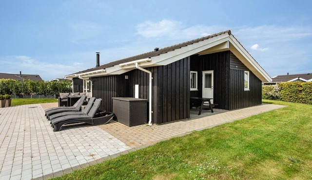 Lovely home in Haderslev with sauna