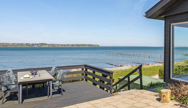 Lovely home in Haderslev with kitchen