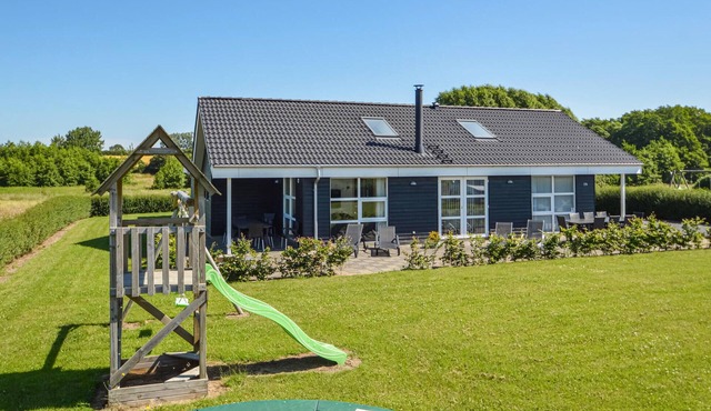 Lovely home in Haderslev with sauna