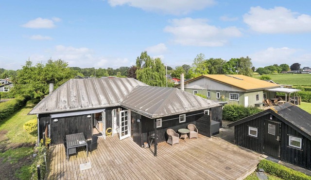 Lovely home in Haderslev with WiFi