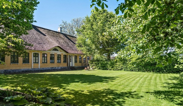 Lovely home in Haderslev with kitchen