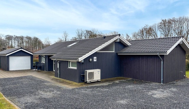 Lovely home in Haderslev with sauna