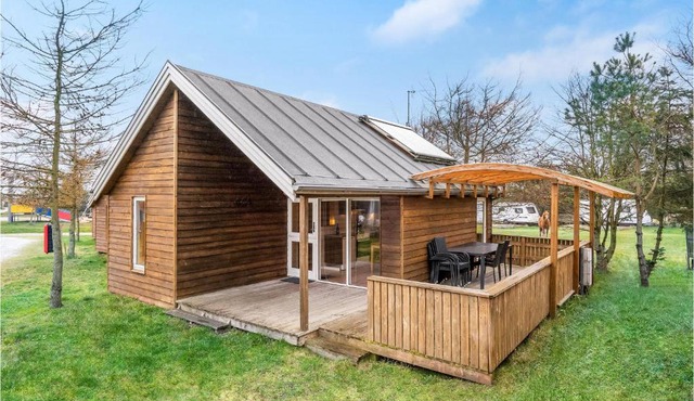 Lovely Home In Hanstholm With Wifi