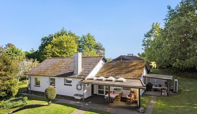 Lovely home in Hesselager