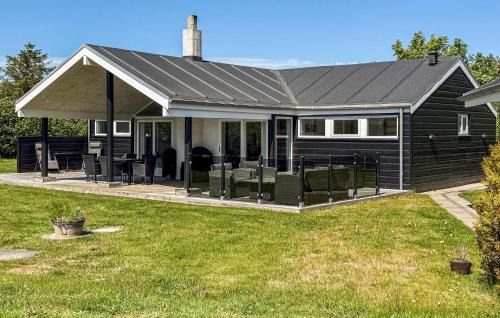 Lovely Home In Hjørring With Kitchen