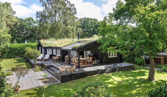 Lovely home in Hornbæk with WiFi