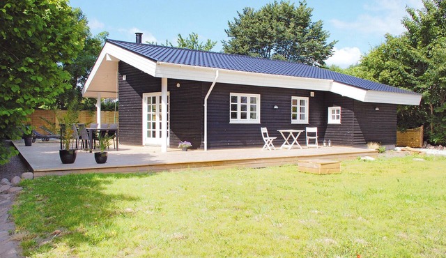 Lovely home in Hornslet with kitchen