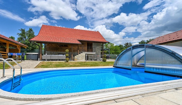 Lovely home in Stubicke Toplice with sauna