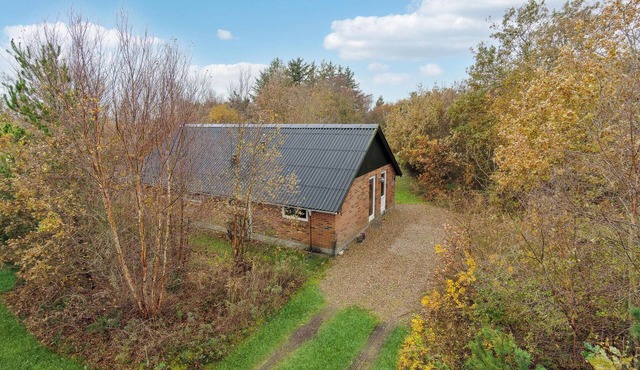 Lovely home in Hurup Thy with WiFi