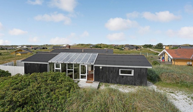 Lovely home in Hvide Sande with sauna