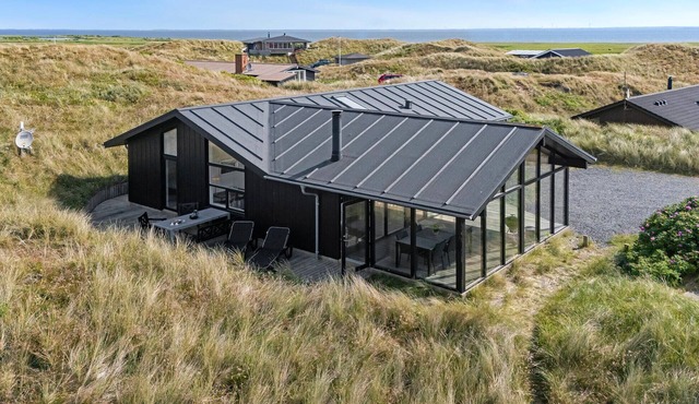 Lovely home in Hvide Sande with sauna