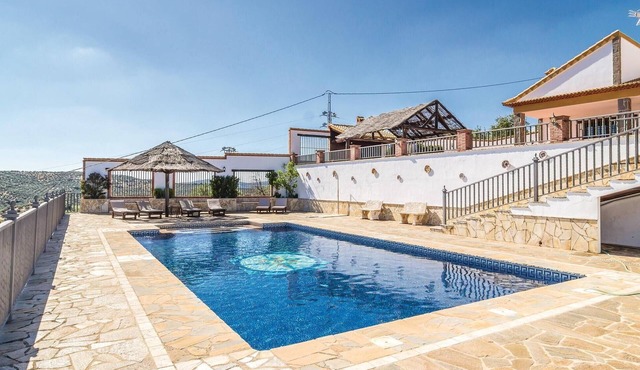 Lovely home in Iznájar