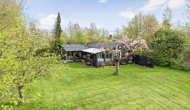 Lovely home in Jægerspris with kitchen