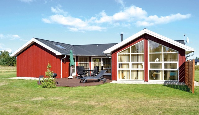 Lovely home in Jerup with WiFi