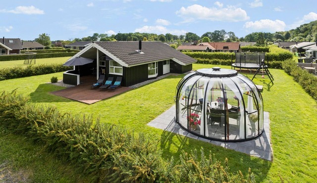 Lovely home in Juelsminde with sauna