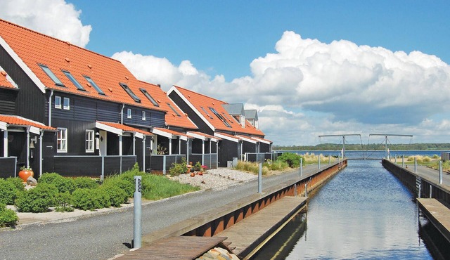 Lovely home in Juelsminde