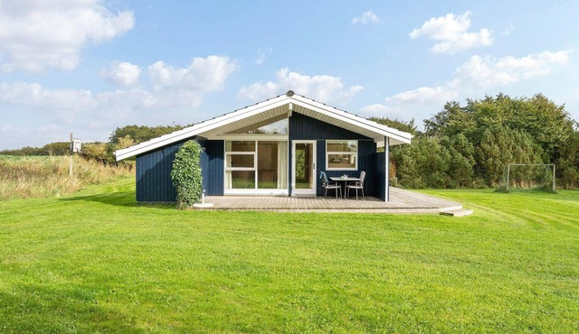 Lovely home in Knebel with WiFi