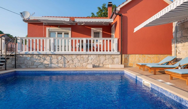 Lovely home in Kresevo