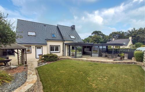 Lovely Home In Landivisiau With Sauna