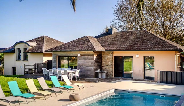 Lovely home in Lanvéoc in Lanvéoc