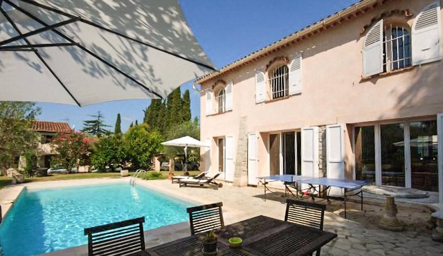 Lovely home in Mouans-Sartoux with swimming pool
