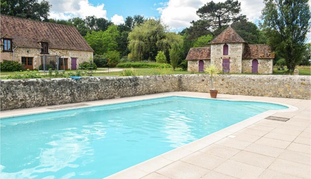 Lovely Home In Mauvières