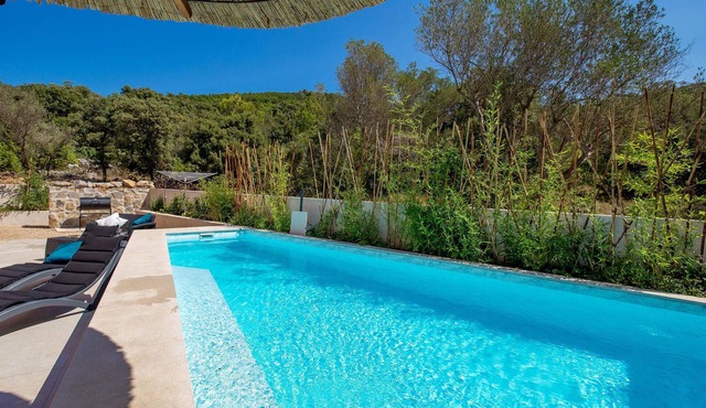 Lovely home in Miholascica