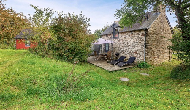 Lovely home in Mont-Dol with WiFi