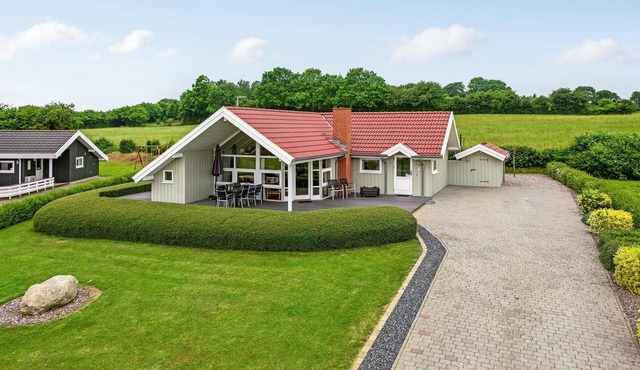 Lovely home in Nordborg with sauna