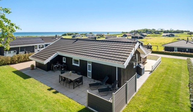 Lovely home in Nordborg with sauna