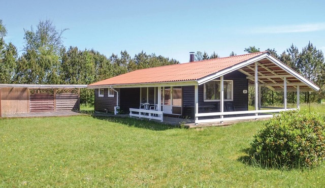 Lovely home in Nørre Nebel with WiFi