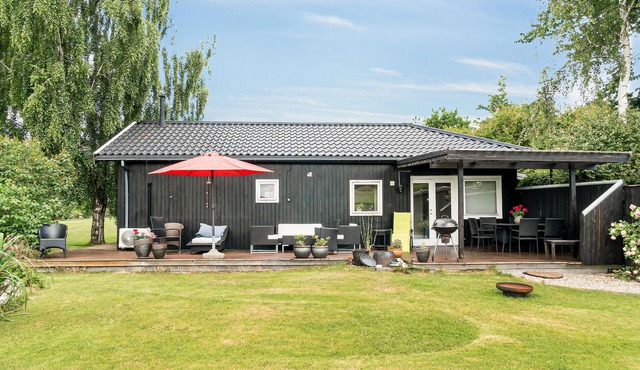 Lovely home in Nykøbing Sj with WiFi