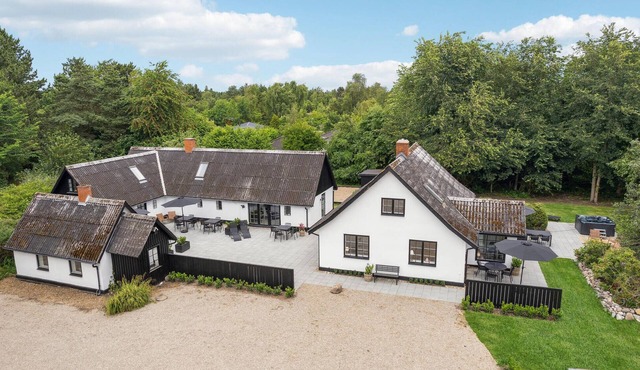 Lovely home in Nykøbing Sj with kitchen