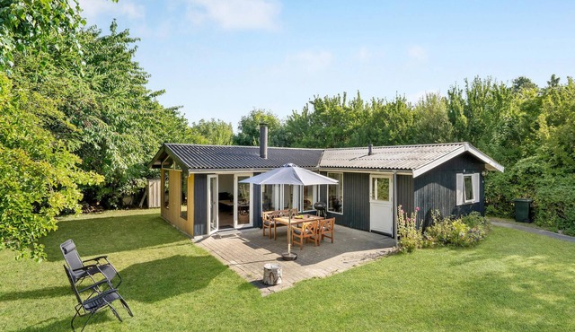 Lovely home in Nysted with WiFi