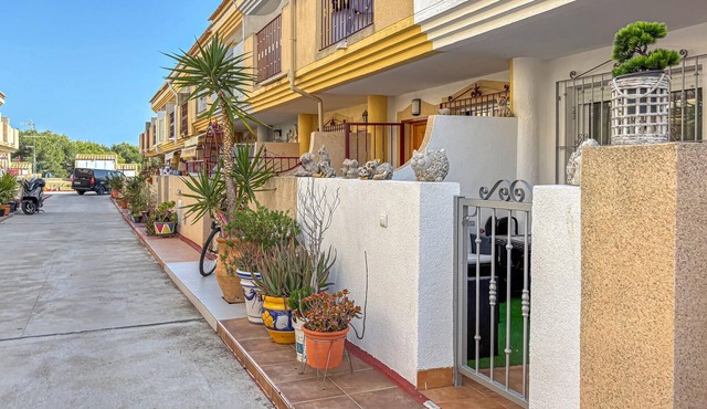 Lovely home in Orihuela Costa with WiFi