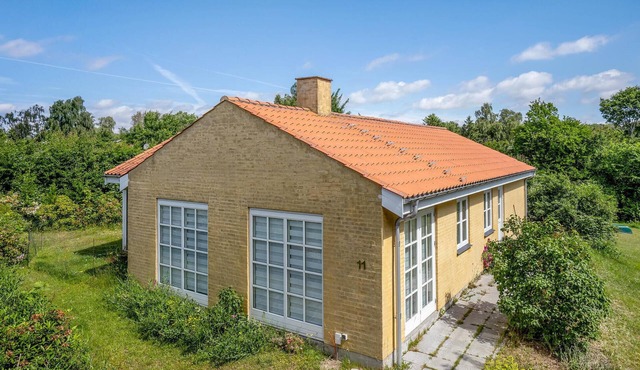 Lovely home in ølsted with kitchen