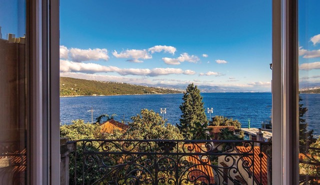 Lovely home in Opatija with WiFi