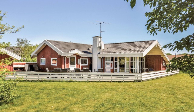 Lovely home in Otterup with sauna