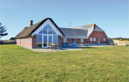 Lovely Home In Ringkøbing With Wifi