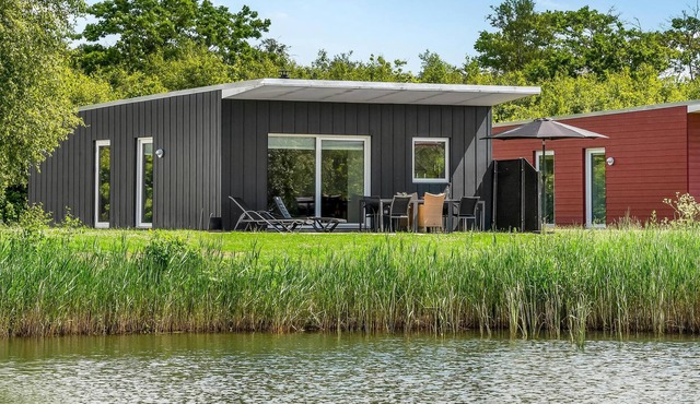 Lovely home in Ringkøbing with WiFi