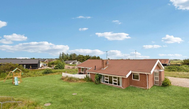 Lovely home in Ringkøbing with sauna