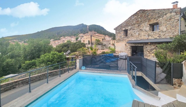 Lovely home in Roquebrun