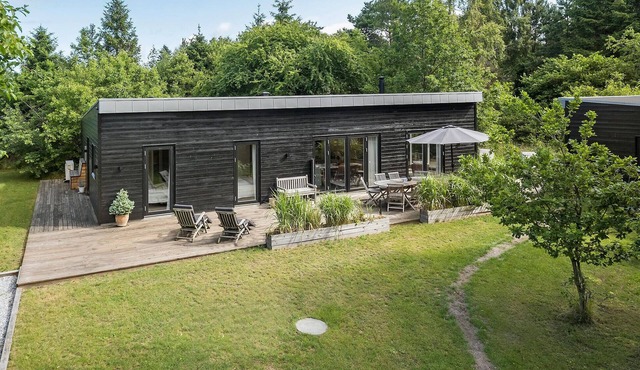 Lovely home in Rørvig with sauna