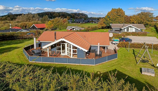 Lovely home in Rudkøbing with WiFi