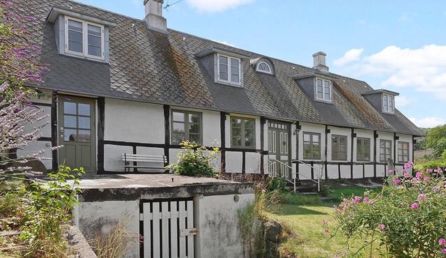Lovely home in Samsø with WiFi