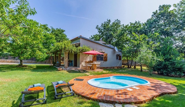 Lovely home in Segotici
